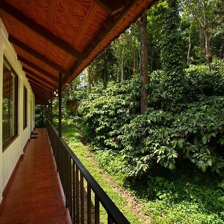 The Porcupine Castle Resort Madikeri Extérieur photo