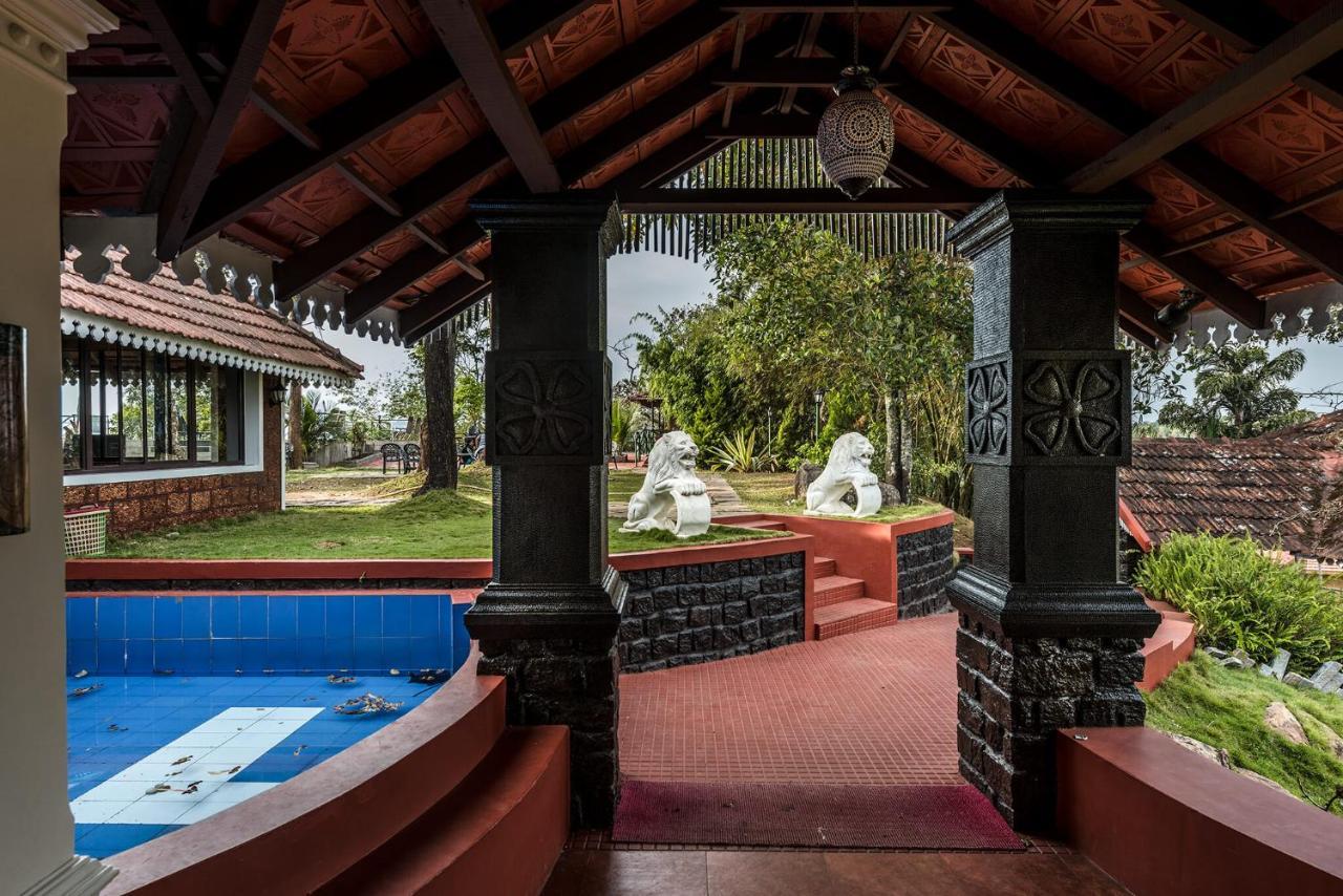 The Porcupine Castle Resort Madikeri Extérieur photo