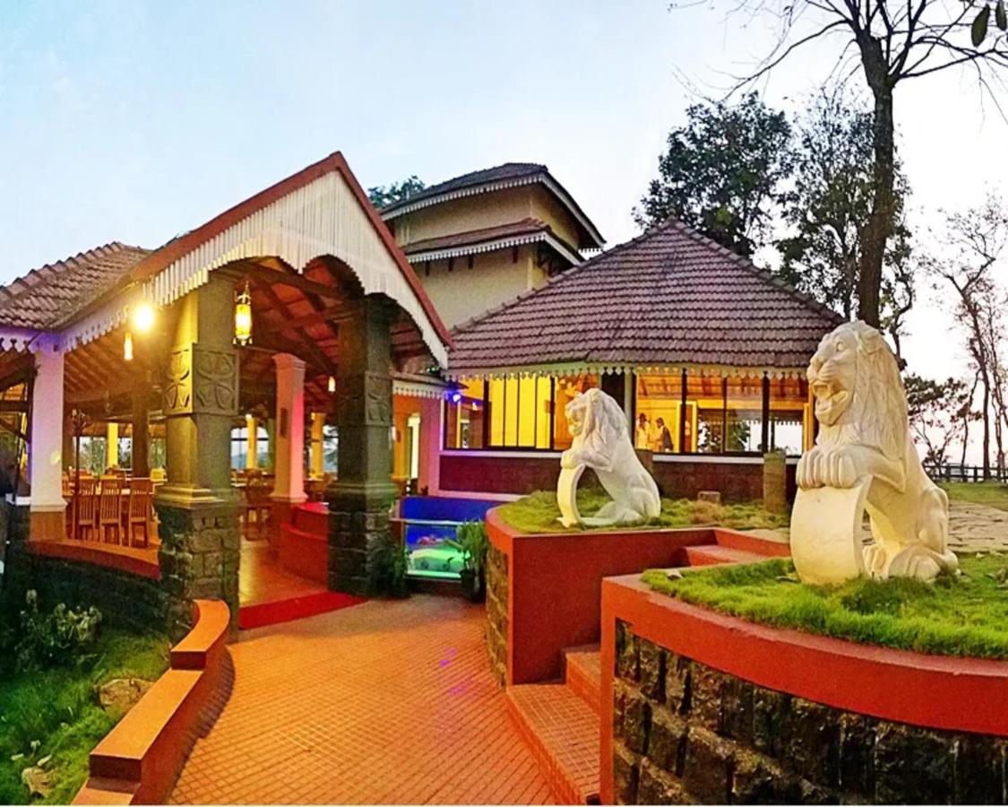 The Porcupine Castle Resort Madikeri Extérieur photo