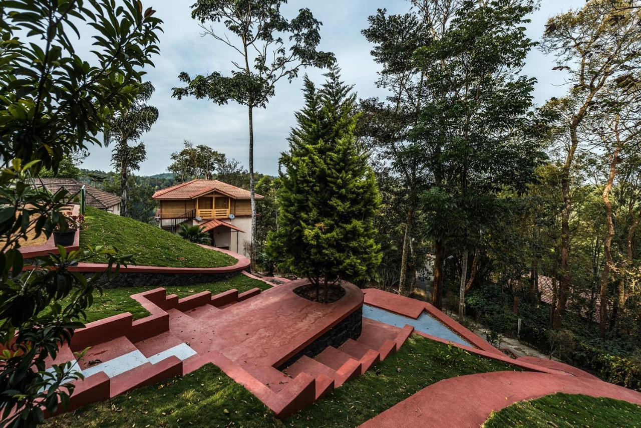 The Porcupine Castle Resort Madikeri Extérieur photo