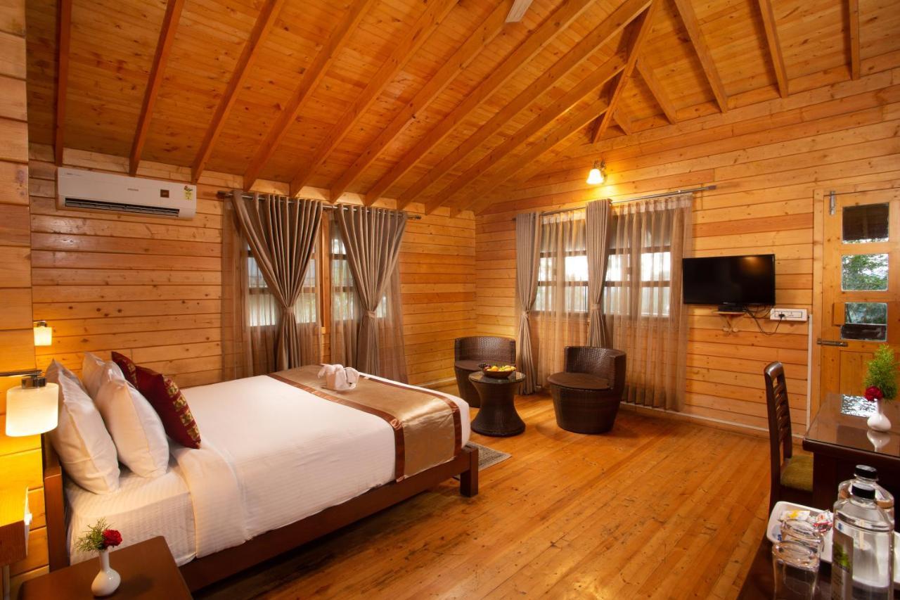 The Porcupine Castle Resort Madikeri Extérieur photo