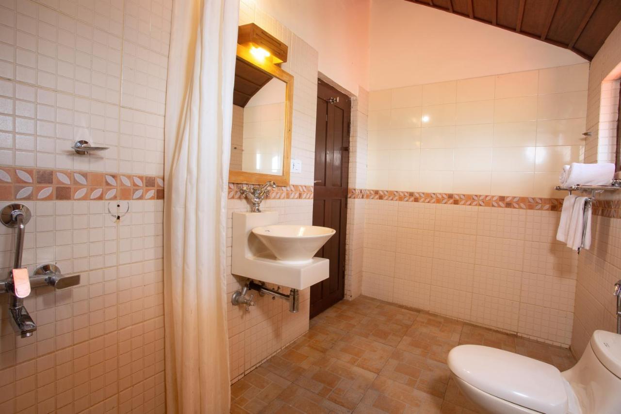 The Porcupine Castle Resort Madikeri Extérieur photo